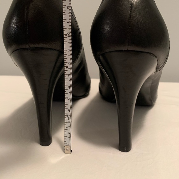 Leather Coach and Four “Kendall” black heels - Picture 5 of 8